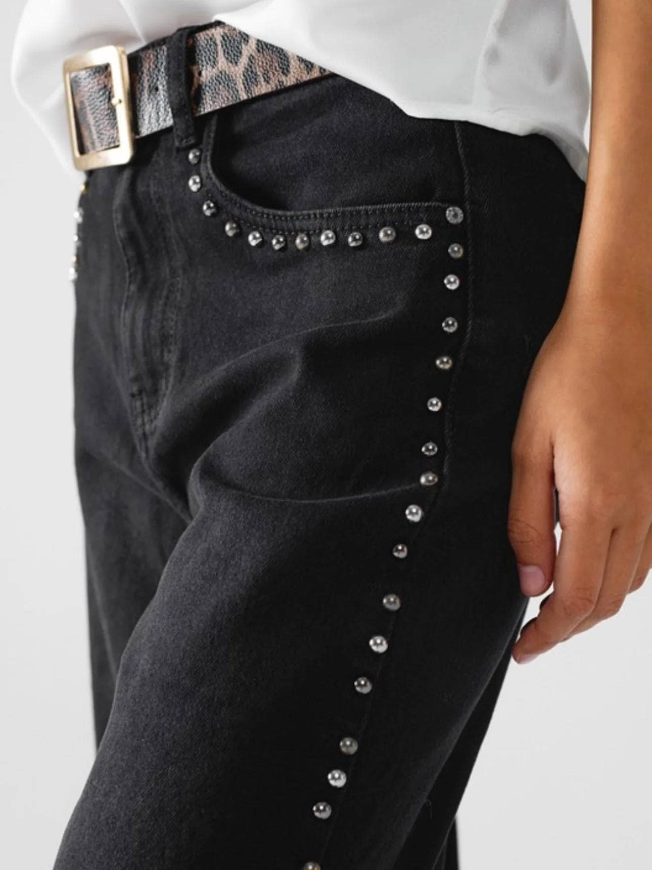 Studded Straight Wide-Leg Jeans