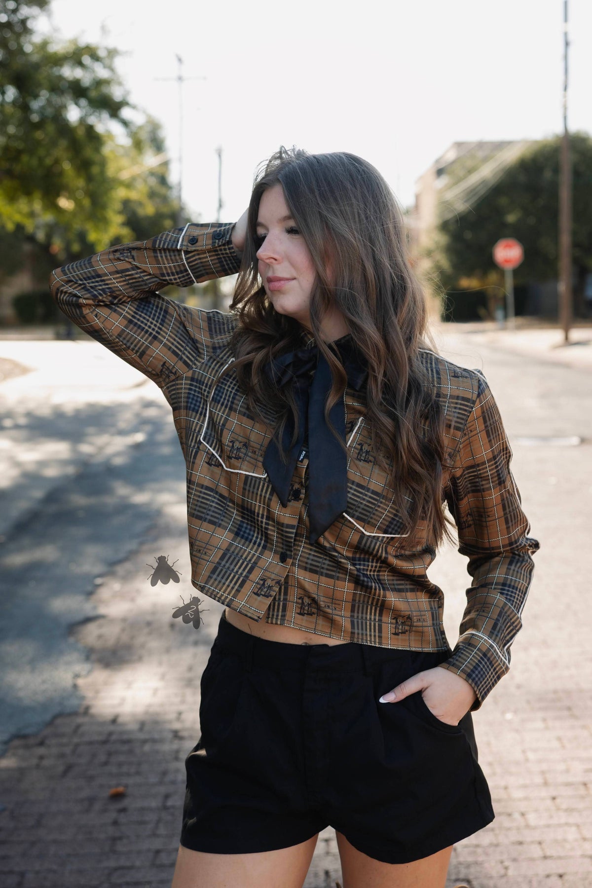 PLAID ROUNDUP TOP