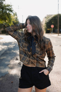 PLAID ROUNDUP TOP