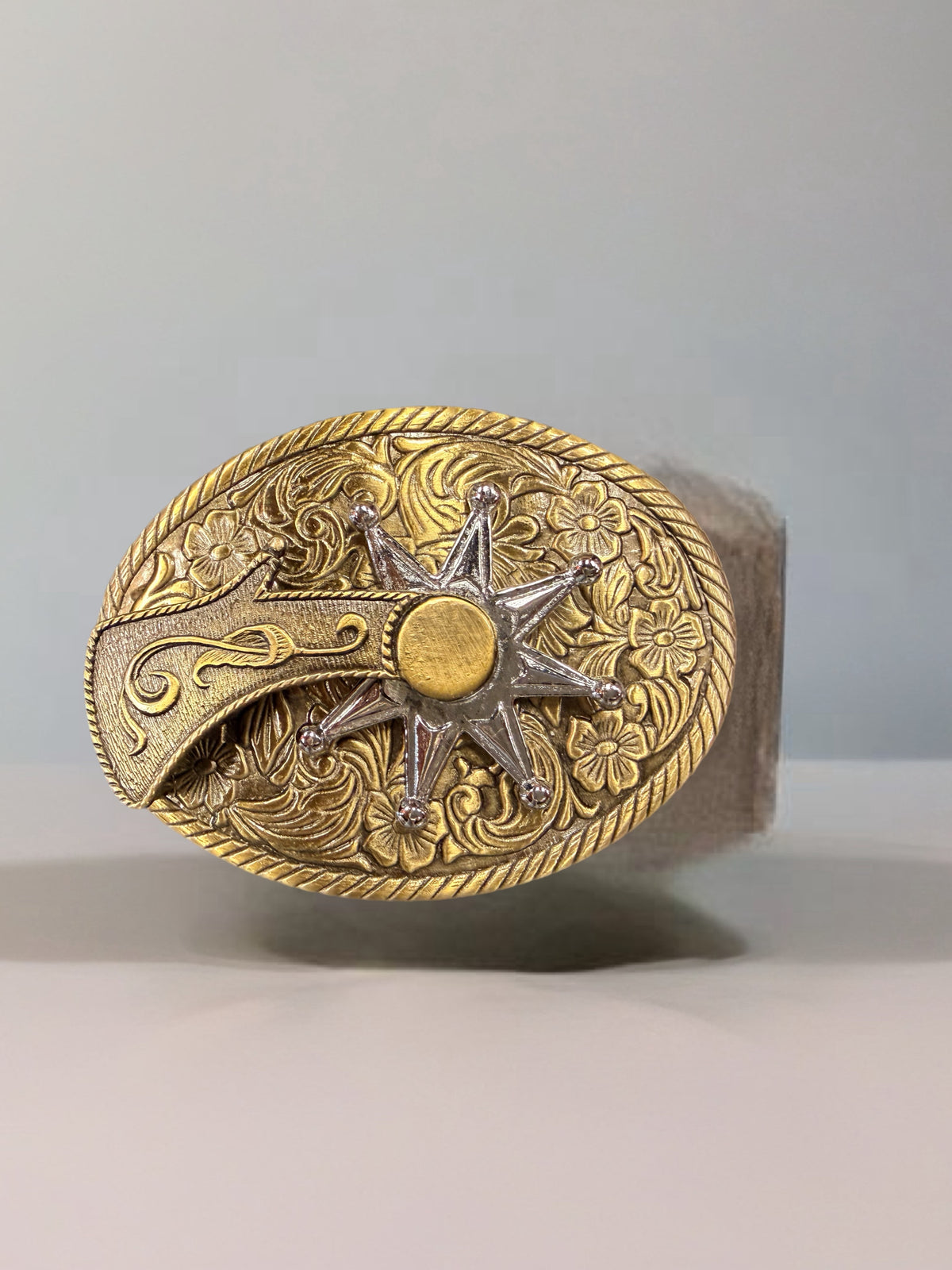 Spur Belt Buckle