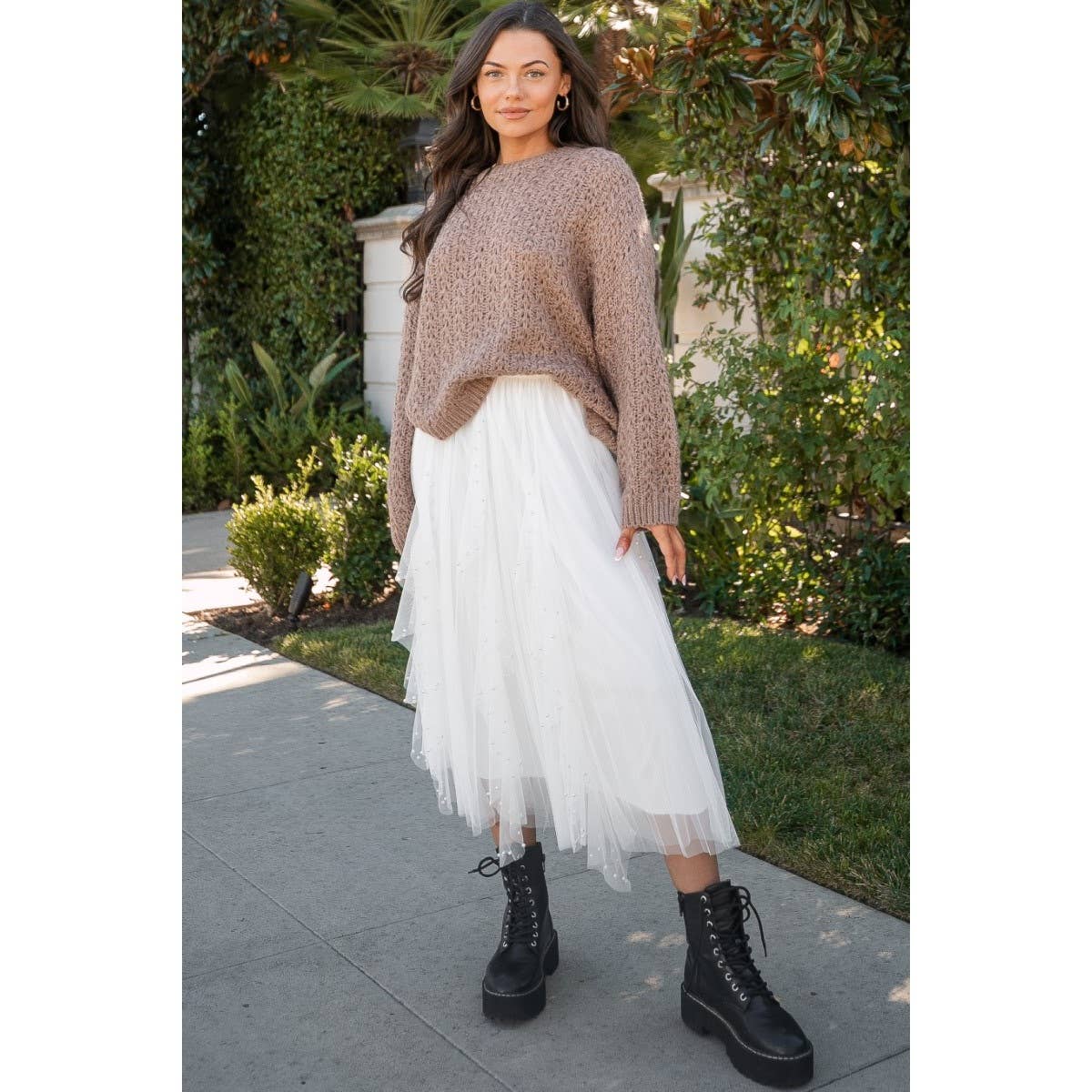 TULLE SKIRT WITH PEARL DETAIL