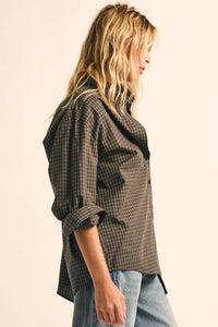Plaid Button-Front Collared Long-Sleeve Oversize Shirt