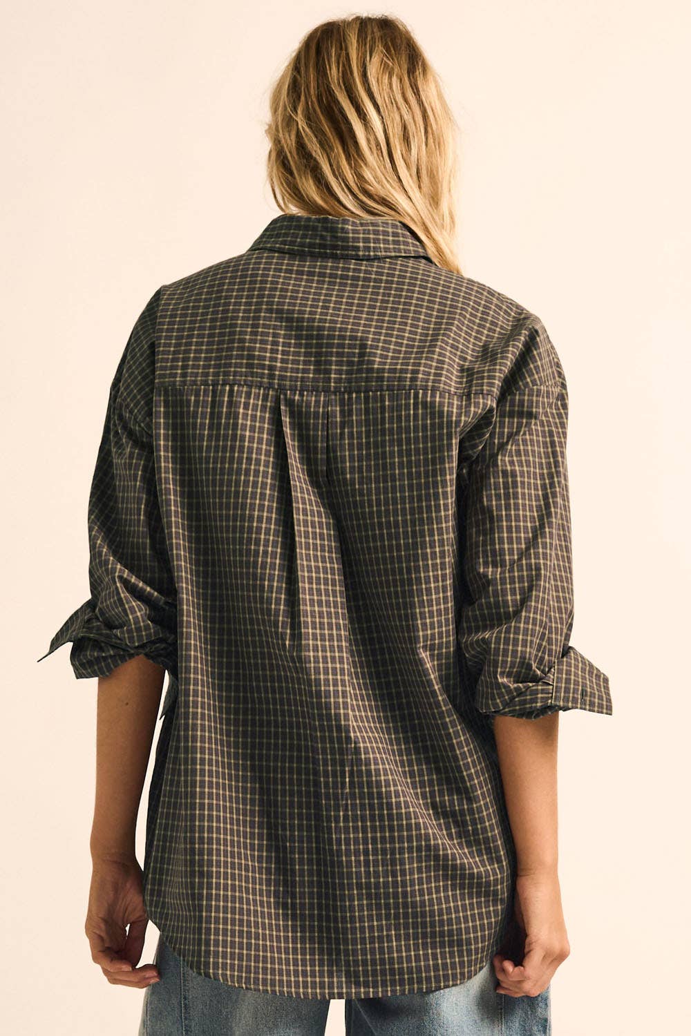 Plaid Button-Front Collared Long-Sleeve Oversize Shirt
